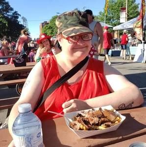 Meet your Posher, Adrienne